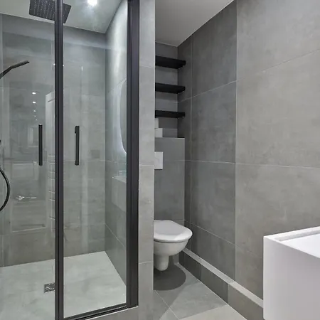 368 Fondary 3 - Superb In Appartement *