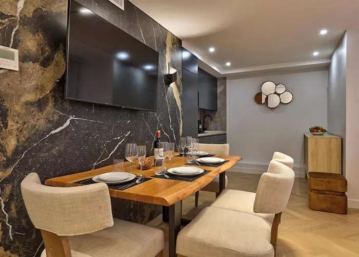 368 Fondary 3 - Superb In *